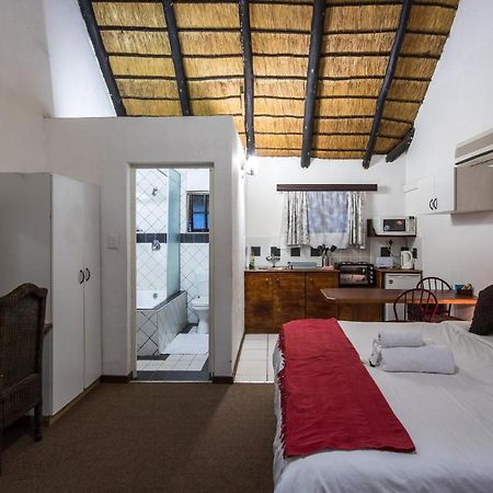 Khaya La Manzi Guest Lodge هيبردين المظهر الخارجي الصورة